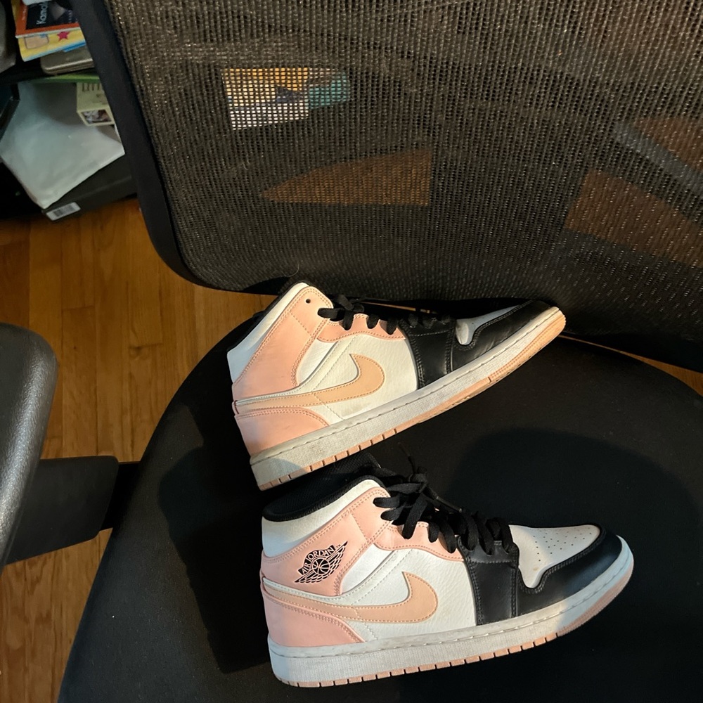 Jordan Women's Sneakers - Black, White, and Peach